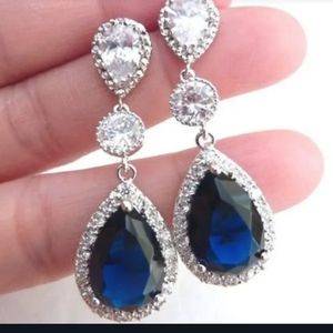 New!! Sapphire earrings